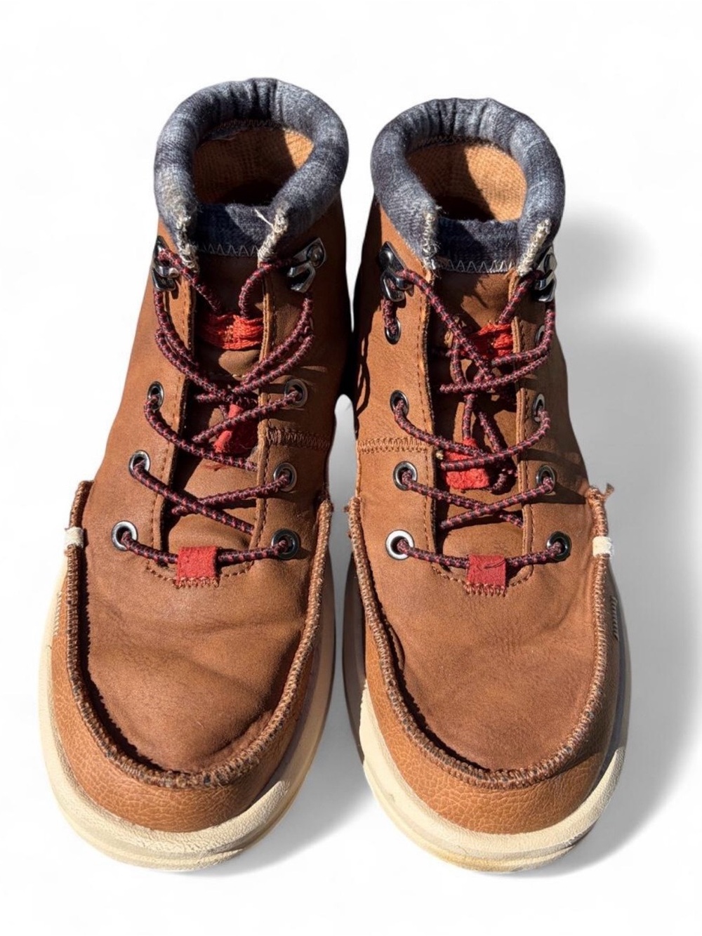Hey Dude Bradley Youth/Junior Sz. 5 Classic Boots in Brown Cognac color